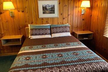 Meadow Park Motel On 385