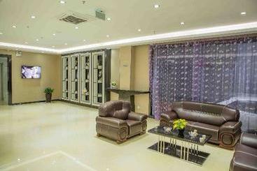 Отель Lavande  Shantou Zhuchi Road Railway Station Branch