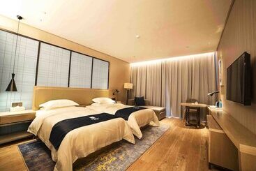 Echarm Hotel Qingyuan Stadium Branch