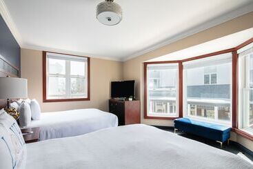 ホテル Bicycle Street Inn And Suites