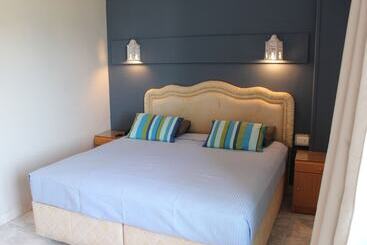 Отель Nemo Dive Club &