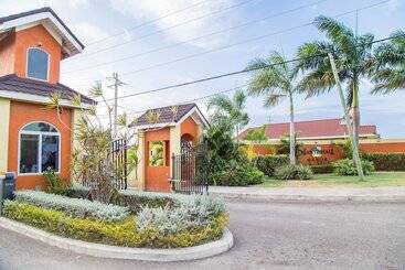 آپارتمان‌های توریست‌ها La Casa De Playa Ocho Rios