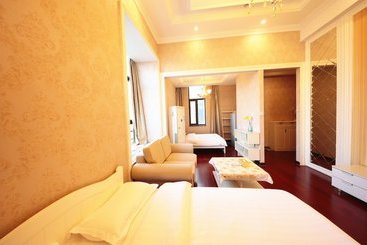 Nanchang Honggutan Baroque Apartment