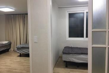 호스텔 Nana House