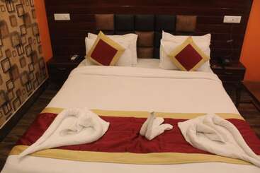 فندق Grand M.s Srinagar