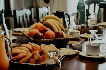 هتل Estancia Ninette