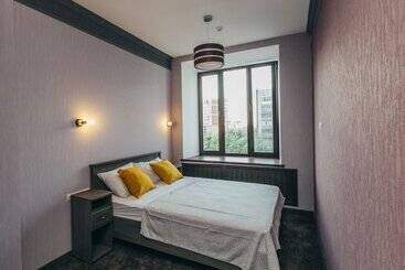 Karlson   Hostel