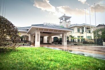 צימר Campanile Hefei Singapore Garden