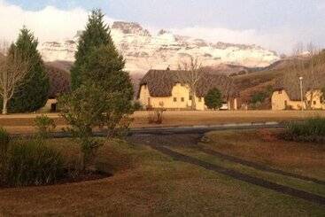 קוטג'' Champagne Haven