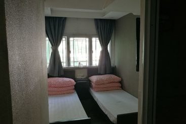 Cozy Hostel