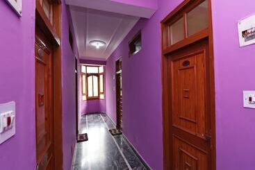 فندق Blue Diamond By Oyo Rooms