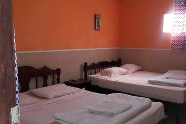 هتل Don Moises   Hostel