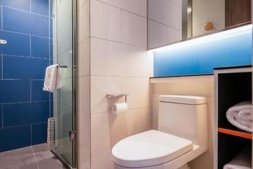 هتل Holiday Inn Express Yantai Fulai