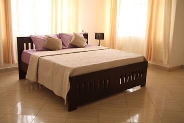 בית מלון כפרי Palena Gardens