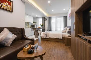 Narcissus Hotel & Apartment