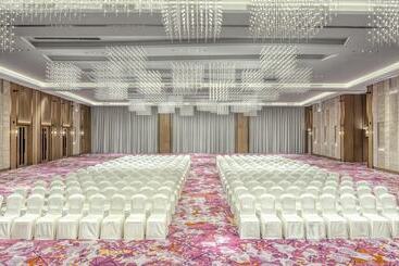 ホテル Crowne Plaza Beihai Silver Beach, An Ihg