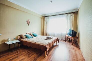 Nomads Hostel & Apartments