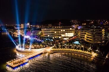 Reges, A Luxury Collection Resort & Spa, Cesme