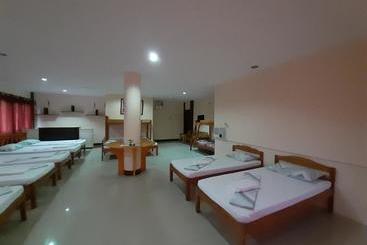 Diakopes Inn  Hostel