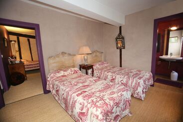 住宿加早餐  Chambres D Hôtes Le Mas