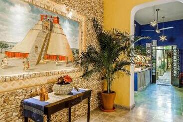 Casa Del Maya Bed & Breakfast