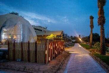 هتل Longbeach Campground