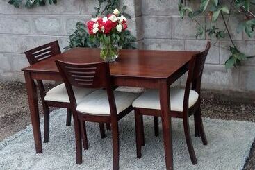 Lincoln House   Hostel