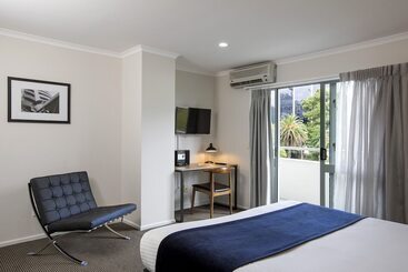 Quest Auckland Serviced Apartments