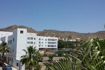 여관 Hospederia Montes