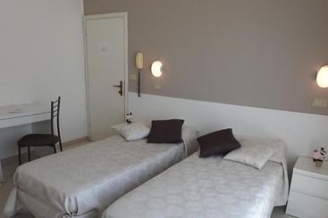 簡易ホテル La Bella Vita