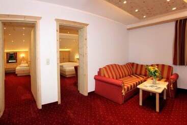 هتل Appartement Similaun