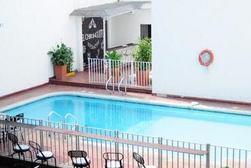 هتل Quinta Avenida