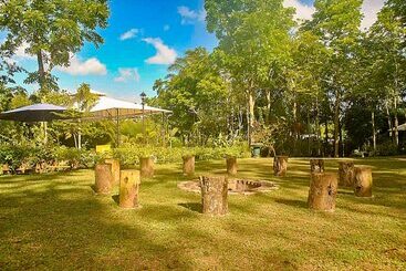 Loria Hotel Tagaytay