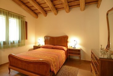 Turisme Rural Mas Romeu.l  Alzina