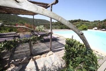 צימר Auberge U Sirenu