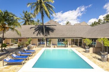 Paje Beach Apartments &