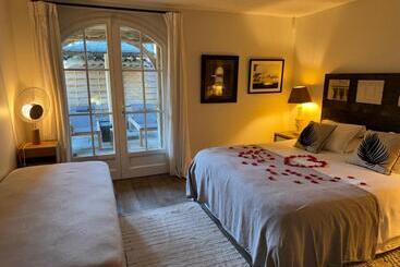 Пансион Le Clos Des Sept Palmiers