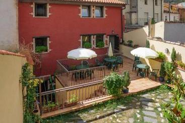 Albergue San Saturnino