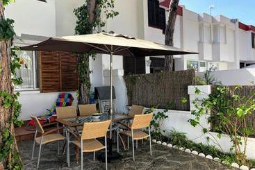 تختخواب و صبحانه Raices Del Sur