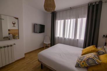 تختخواب و صبحانه Tinto Dreams Hostel