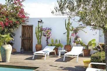 آپارتمان Can Aisha   Adults Only