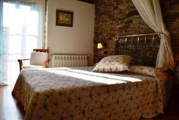 コテージ Fogar De Lecer