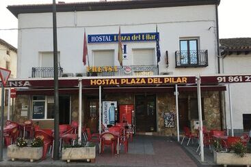 Hostal Plaza Del Pilar