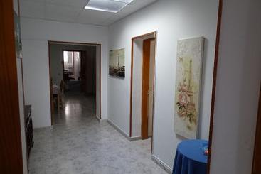 Rickaty Lodge Bed And Breakfast, Hotel De Aeropuerto, Plane Spotting Hotel, Las Palmas Airport, Gran
