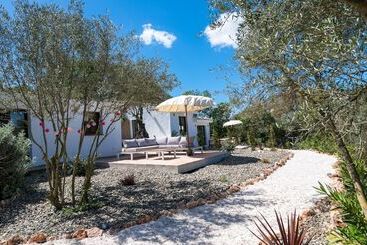 تختخواب و صبحانه Casa Baliza, Adults Only