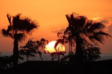 تختخواب و صبحانه Twenty Seven Degrees Las Palmas