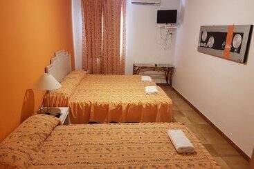 Hostal Los Arcos