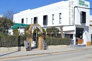 호텔 Habitaciones Turísticas Seis Grifos