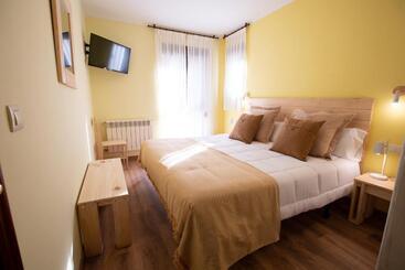 فندق La Casona De Cardes