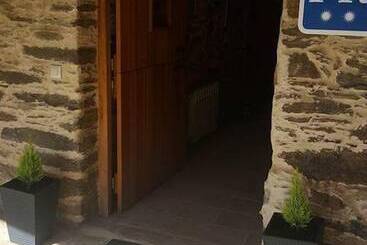 Пансион Casa De La Fuente